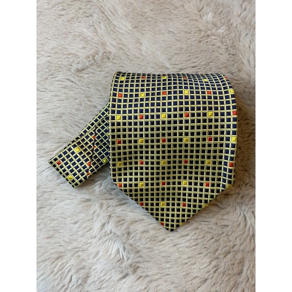 Boss Hugo Boss Men's Black/Gold/Red Geometric 100% Silk Neck Tie 55